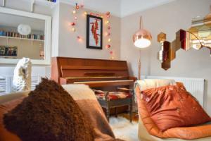 Vibrant and Quirky Garden Flat Central Brighton, Брайтон