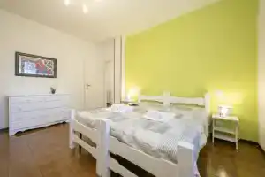 Villa Fiorita - Apt 2 - Margherita, Сирмионе