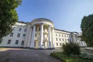 Санаторий имени Горького, Юность