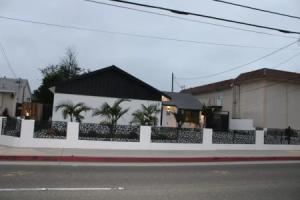 Pearl Beach Villa Huntington Beach, Хантингтон-Бич