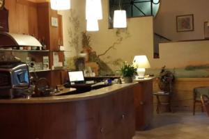 Hotel Tre Lampioni, Тосколано-Мадерно