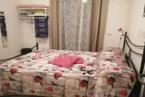 La Perla B & B, Чампино