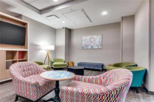 Home2 Suites by Hilton Dallas Medical District Lovefield, Даллас