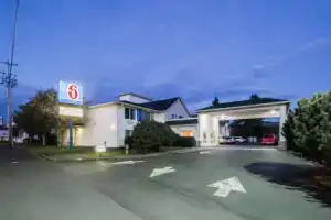Motel «6-Seaside, OR», Сисайд