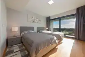 Luxurious Villa in Porec With Jacuzzi, Пореч