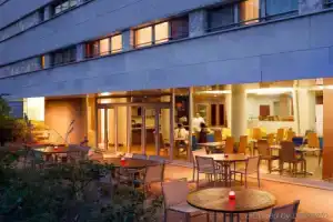 Отель «Novotel Nantes Centre Gare», Нант