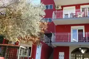 Apartments Lovcen, Бечичи