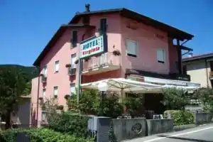 Hotel «Virginia», Гарда
