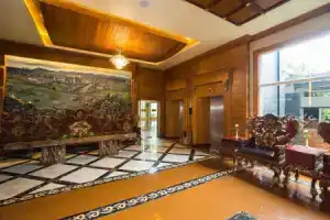 Hotel «Shwe Pyi Thar», Мандалай