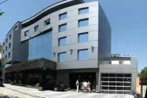 Cosmopolitan Hotel & Wellness, Русе