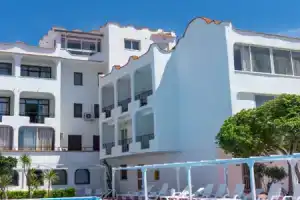 International Resort, Мондрагоне