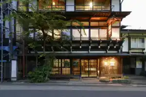 Zen Hostel, Яманоути