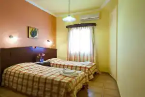 Апарт-отель «Anemomilos», Ия