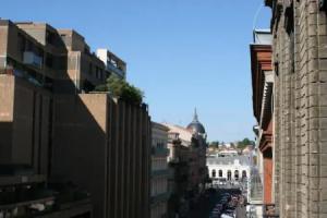 Hotel le 30 Etoiles, Тулуза