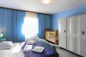 Stunning Home in Kastel Gomilica With Wifi and 2 Bedrooms, Kaštel Kambelovac