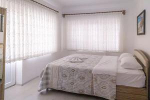 Phoenix Inn Hotel, Учхисар