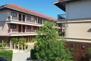 Panupong Hotel, Чавенг