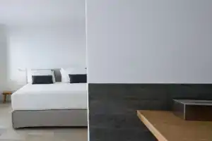 Отель «Porto Fira Suites», Фира