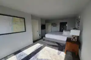 Embarcadero Resort Hotel & Marina, Ньюпорт