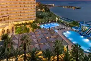 ÖZKAYMAK SELECT RESORT HOTEL, Окурджалар