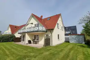 Hoppenberg 7 EG rechts, Цингст