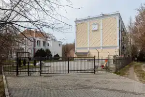 Малкова Апартментс на улице Парковой 12, Пионерский