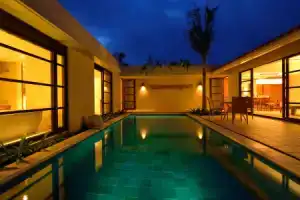 The Uza Terrace Beach Club Villas, Йомитан