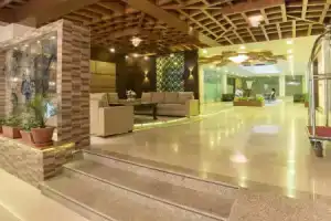 Отель «Yatri Suites and Spa», Катманду