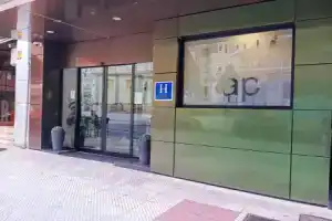 Отель «Nap Oviedo», Овьедо