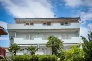 Inviting Apartment in Crikvenica, Цриквеница