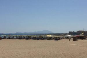 Erieta sea View Apartment 50m From the Beach, Ретимно