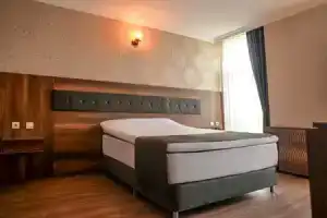 Neva Hotel, Малатья