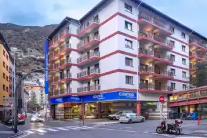 Hotel & Aparthotel Cosmos, Андорра-ла-Велья