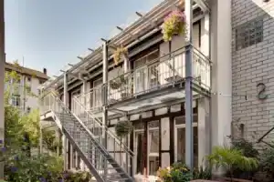 Pensionsieben Das andere Hotel, Лёррах