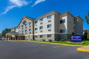 Отель «Comfort Inn East», Уичито