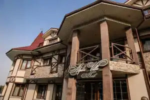 Отель «Alpen Ville», Алматы