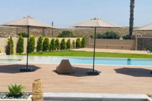 Aparthotel 4 Stars Karteros, Ираклион
