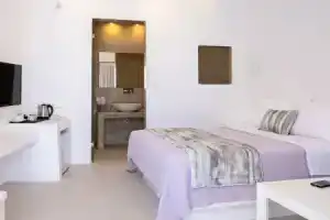 Ambience Suites, Фиростефани