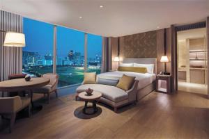 Отель «Waldorf Astoria Bangkok - Sha Extra Plus Certified», Бангкок