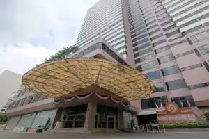 Royal Benja Hotel, Бангкок