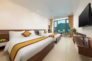 Tùng Quang Hotel, Остров Кат Ба