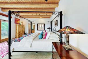 Bishop`s Lodge Villa 43E, Санта-Фе