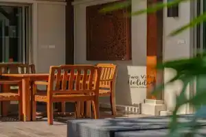 Two Villas Holiday Oriental Style Nai Harn Beach, Най Харн