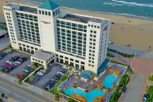 Отель «Courtyard Virginia Beach Oceanfront / North 37th Street», Вирджиния Бич