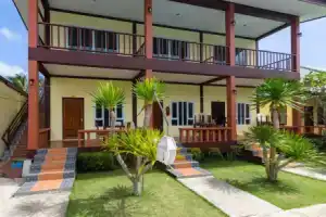 Sleep In Lanta Resort, Краби