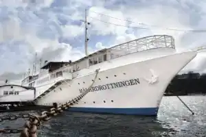 Mälardrottningen Yacht Hotel & Restaurant, Стокгольм