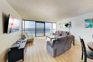 New Listing! Oceanfront Pacific Beach 1 Bedroom Condo, Сан-Диего