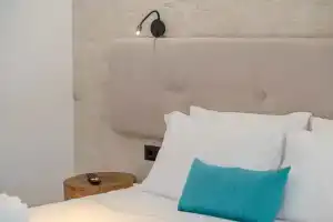 D Palm Premium Living, Калатас