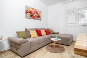 "air-conditioned Apartment on the Ground Floor With 2 Bedrooms", Водице