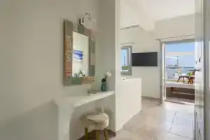 Enalion White Suites Oia, Ия